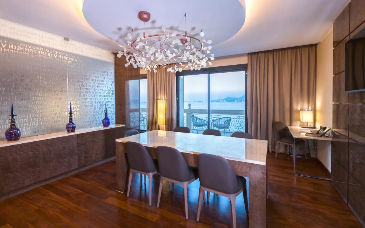 Moevenpick Hotel Du Lac Tunis Luaran gambar A suite at the hotel